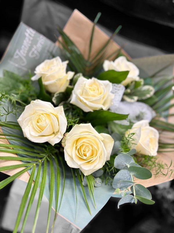 Beautiful Classic White Roses