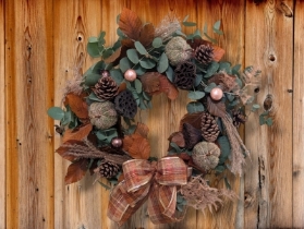 Traditional Foliage Autumn Wreath